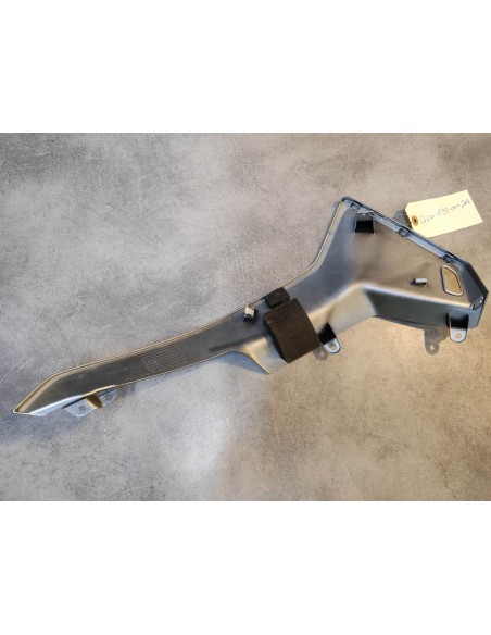 Cache latéral inférieur gauche gris VFR1200 HONDA 64420-MGE-000ZA