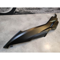 Cache latéral gauche noir FORZA 125/250 HONDA 64434-K0B-T00ZD