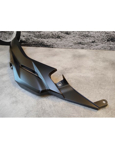 Cache latéral gauche noir FORZA 125/250 HONDA 64434-K0B-T00ZD