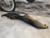 Cache latéral gauche noir FORZA 125/250 HONDA 64434-K0B-T00ZD