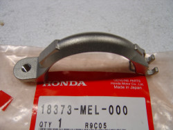 Demi collier dans montage d'échappement de CBR1000R 2004-2005