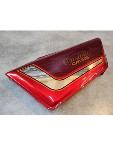 Cache latéral gauche CM125C 88/91 HONDA 836A4-KC2-770ZC