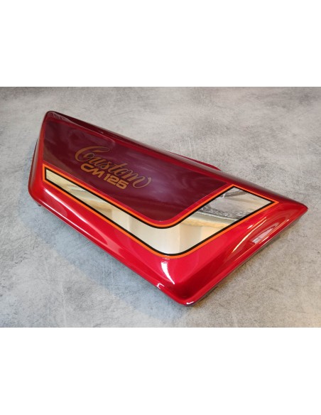 Cache latéral coté droit CM125C 88/91 HONDA 8354P-KC2-770ZC