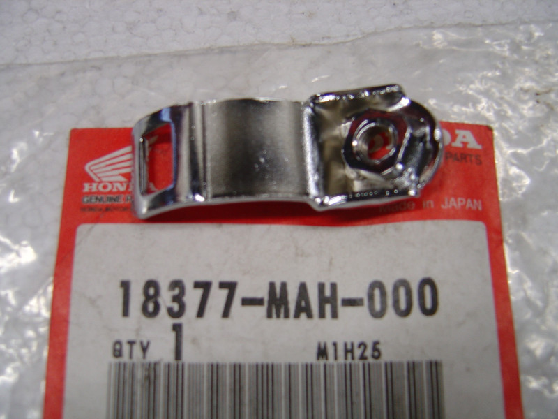 Bride droite Honda 18377-MAH-000 – Échappement moto