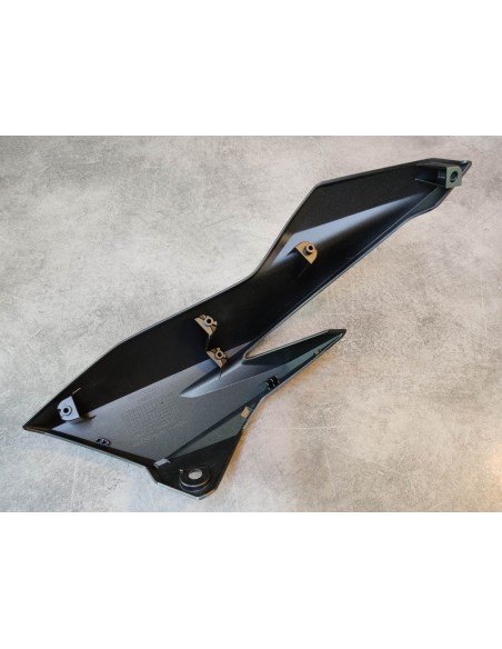 Cache latéral droit noir CB500 F 2017-18 HONDA 64330-MJW-J40ZF