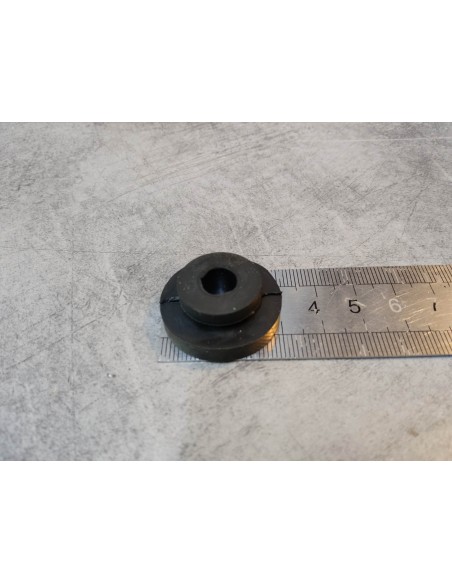 Caoutchouc montage feu arrière VF1000 VT500 NS400 HONDA 84705-MF9-000