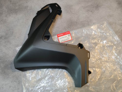 Panneau coté avant gauche noir X-ADV 750 HONDA 64360-MKH-D00ZA