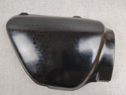 Cache latéral droit Honda CB 750 K7 - Réf. 83600-405-00P