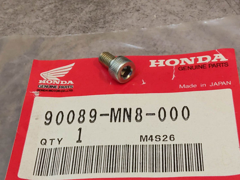 Vis à clé Allen 5x8 mm HONDA 90089-MN8-000