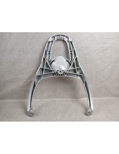 porte bagage PES125 2006/2010 neuf origine HONDA 81200-KTZ-D00