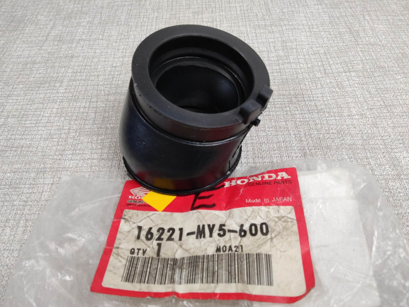 Pipe d'admission coté gauche pour CB500 94/01 ref de remplacement 16221MY5601