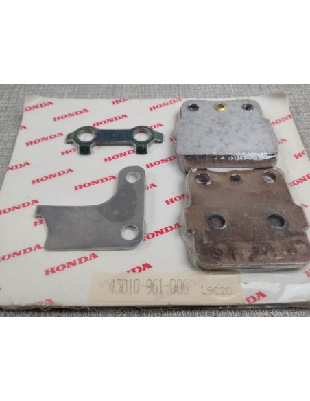 jeu de plaquette ATC250 R 1982 neuf HONDA 43010-961-006 idem 431A0-961-006