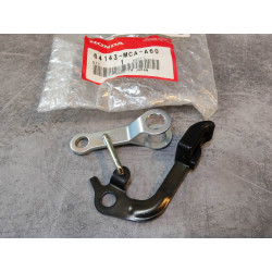 Support gauche montage carénage GL1800 06-10 HONDA 64143-MCA-A60