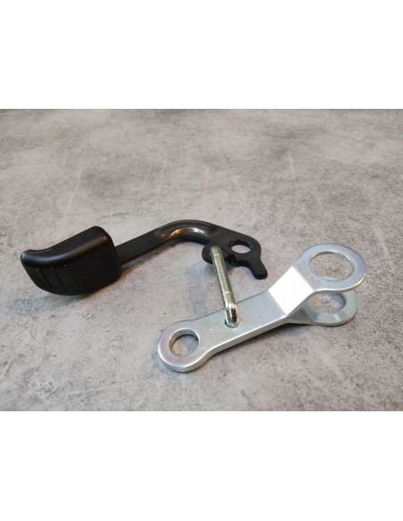 Support gauche montage carénage GL1800 06-10 HONDA 64143-MCA-A60