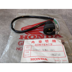 Douille de clignotant arrière droit CB650 CB750F2 CBX600 HONDA 33605-ME5-003