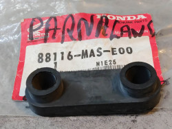 Caoutchouc fixation retroviseur CBR900RR FIREBLADE 98/99 HONDA 88116-MAS-E00