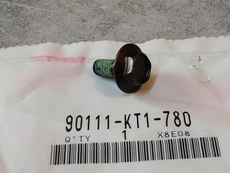 Vis boulon 6 mm HONDA 90111-KT1-780