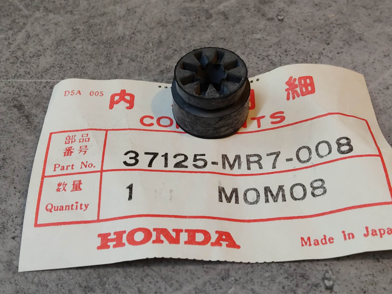 Caoutchouc reglage compteur vitesse VFR750 CBR900.. HONDA 37125-MR7-008