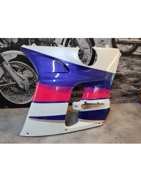 Auvent latéral milieu droit CBR1000 93 HONDA 64325-MZ2-000