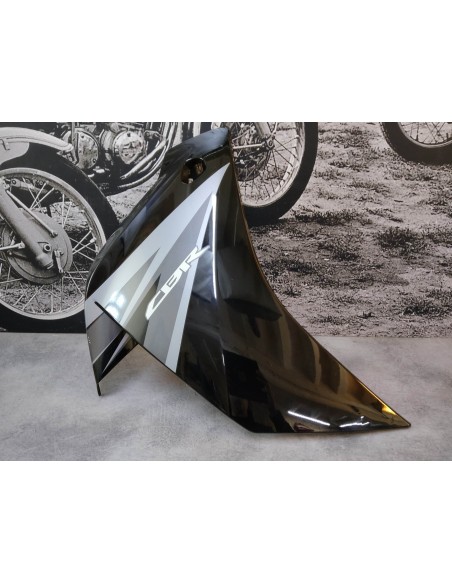 Auvent latéral milieu gauche NOS CBR125 12/13 HONDA 64400-KPP-T30ZANOS
