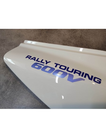 Cache latéral blanc coté droit XL600V TRANSALP 89/90/94 HONDA 83520-MS6-620ZB