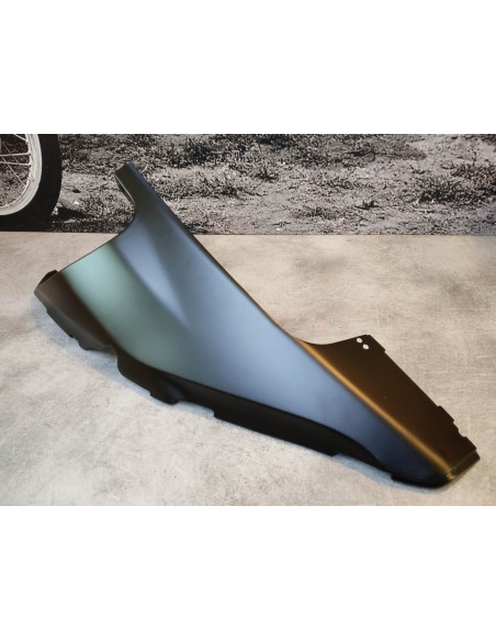 Garniture coté gauche de CBR1000F 94-95 code couleur nh105