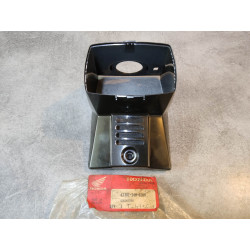 Capotage de phare neuf de PA50 HONDA 61301-148-020B