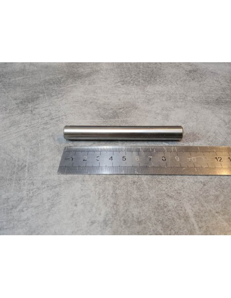 Axe A des fourchettes MTX125 MTX200 TLM220 HONDA 24241-KR8-750