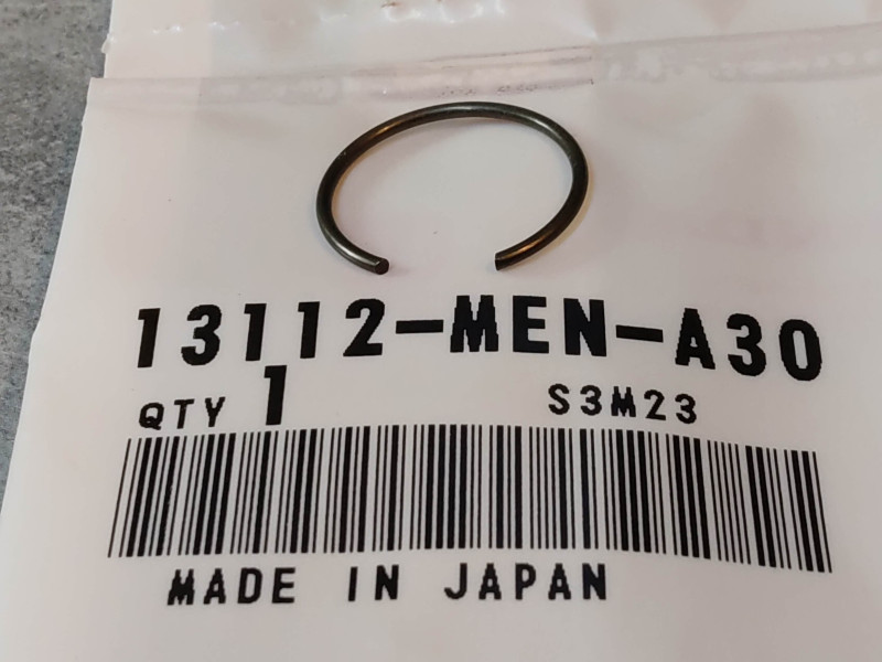 Clip axe de piston CRF450R 2009-11 HONDA 13112-MEN-A30