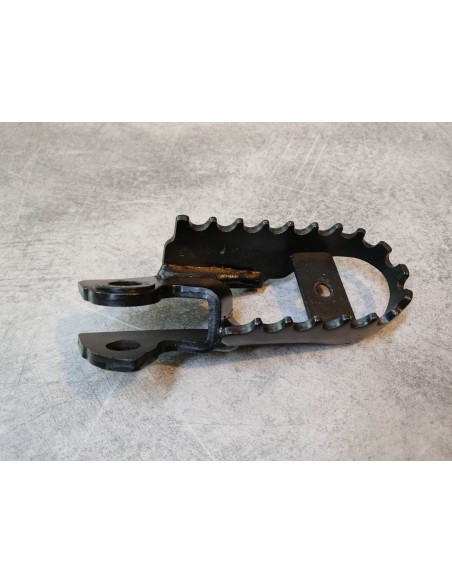 Repose pied coté droit REBEL 500 / 300 CL500 HONDA 50616-K87-A30