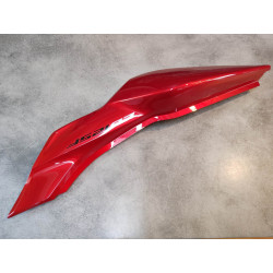 Cache latéral coté droit rouge CB125F 2015-20 HONDA 83700-KPN-E00ZD