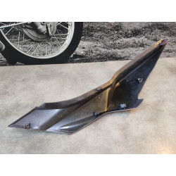 Cache latéral coté droit rouge CB125F 2015-20 HONDA 83700-KPN-E00ZD