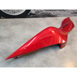 Cache latéral coté droit rouge CB125F 2015-20 HONDA 83700-KPN-E00ZD
