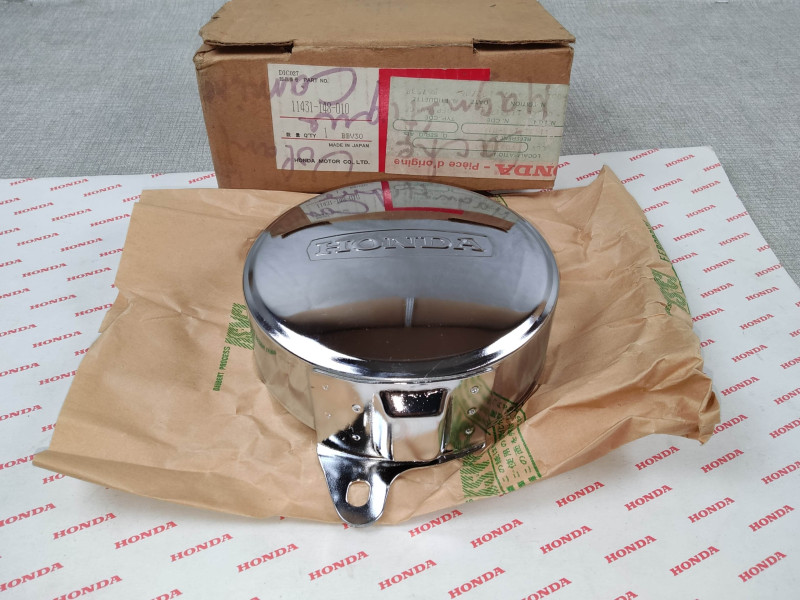Couvercle chromé sur moteur PA50 neuf HONDA 11431-148-010 idem 11431-148-000