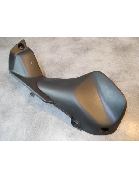 Couvercle conduite d'air gauche CB600F HURRICANE 01-06 HONDA 64590-MBW-D20ZA