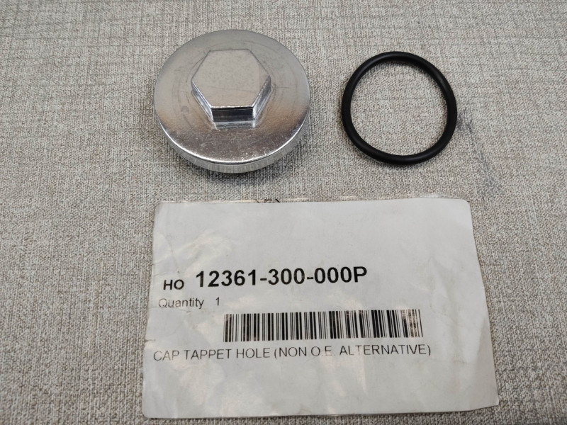 Bouchon Carter Basculeurs Honda Adaptable - Réf. 12361300000P