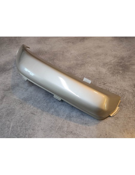 Garniture coté droit sur coffre de PC800 HONDA 81214-MR5-000ZA