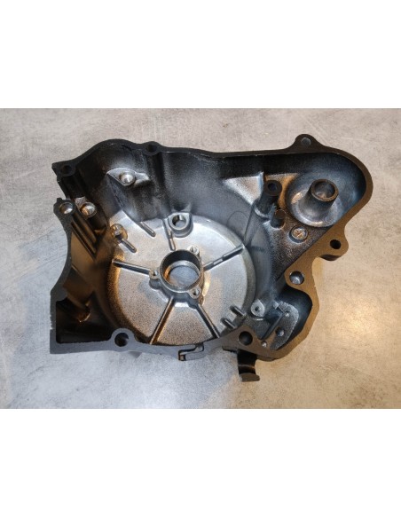 Carter gauche alternateur CB125 TD / T 84/85 HONDA 11341-KC1-010