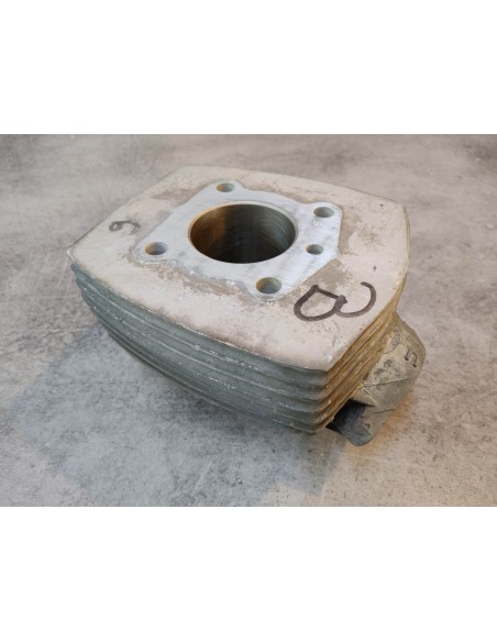Cylindre de PK50 90 code AA plus livrable Honda idem 121102GT8750 (code B)