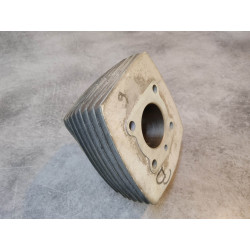 Cylindre de PK50 90 code AA plus livrable Honda idem 121102GT8750 (code B)