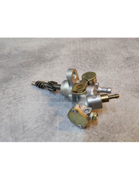 Pompe à huile pour MTX125RW 83/87 HONDA 15100-KE1-013