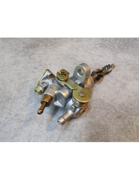 Pompe à huile pour MTX125RW 83/87 HONDA 15100-KE1-013