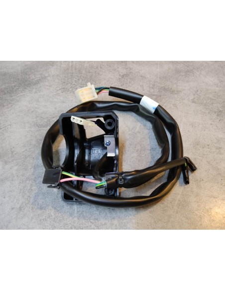 Boitier commutateur démarreur PCX125 HONDA 35165-KWN-711