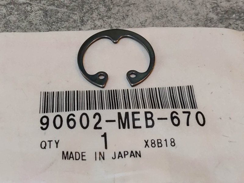 Circlip 24 mm HONDA 90602-MEB-670