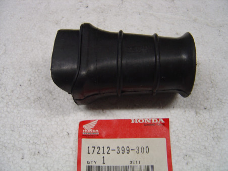 Manchon AR boîte à air droit CB125T Honda - Réf. 17212399300