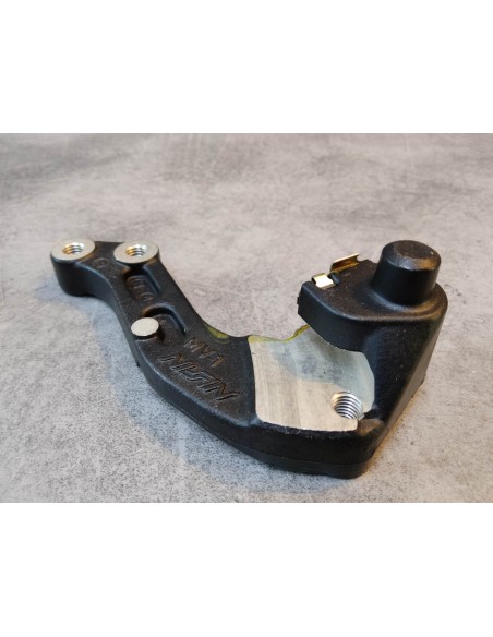 Support étrier frein avant gauche XRV750 AFRICA TWIN 90-92 HONDA 45110-MV1-006