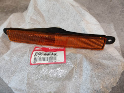 Reflecteur latéral avant droit GL1500 HONDA 33740-MAM-A62