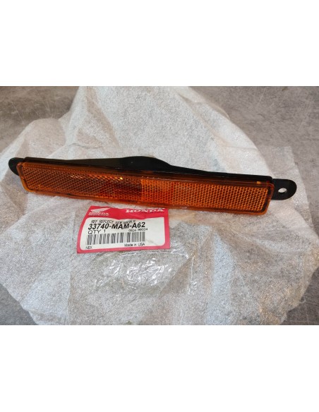 Reflecteur latéral avant droit GL1500 HONDA 33740-MAM-A62