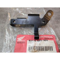Support de conduit d'air coté gauche de NSR125FP 93 HONDA 83728-KBS-900