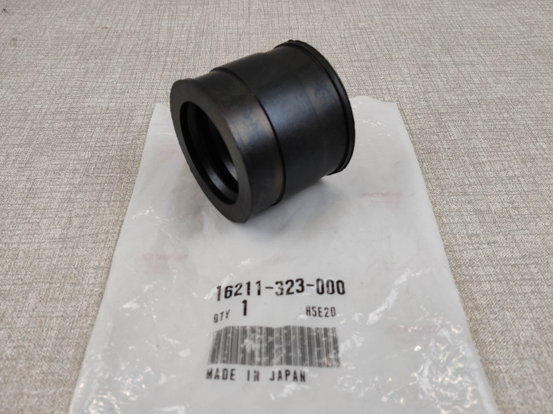 Pipe Admission Honda CB500 550F Neuve Réf. 16211-323-000